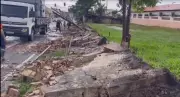 Muro de escola desaba durante fortes chuvas em Bragança, Pará, sem feridos