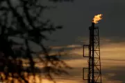 México negocia venda de combustíveis da Pemex a empresas privadas para Cuba
