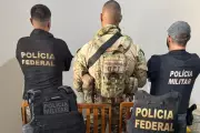 Operação Dupla Face prende sargento aposentado suspeito de tráfico de armas na fronteira