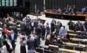 Oposição planeja usar lobistas para frear avanço da PEC que acaba com escala 6×1