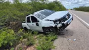 Pai e filho morrem em colisão entre caminhonete e moto com carrocinha na BR-406, RN