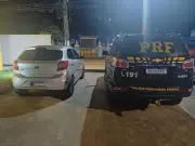 PRF recupera veículo furtado e detém mulher de 22 anos na Via Dutra em Barra Mansa