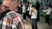 Professor russo desafia Putin em documentário vencedor do Oscar sobre militarização infantil