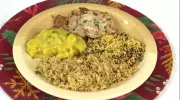 Receita Exclusiva: Filé de Dourado com Arroz de Açafrão e Acompanhamentos Especiais