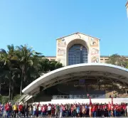 Romaria do Divino em Mogi das Cruzes leva milhares de devotos à Basílica de Aparecida