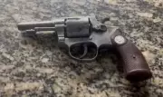 Sobrinho e tio são presos por porte ilegal de arma de fogo em Volta Redonda