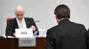 STF concede prisão domiciliar a Bolsonaro por 90 dias devido a broncopneumonia