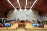 STF tenta conter penduricalhos que inflam salários da elite do funcionalismo público