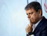 Tarcísio reage a pesquisas com ministros de Lula na frente em SP para o Senado