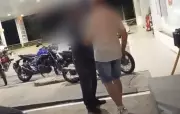 Vídeo mostra agressão contra motoentregador em Natal; polícia investiga caso