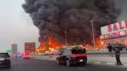 Vídeo que circula como ataque a aeroporto de Dubai é falso; registro é de incêndio em mercado em 2020