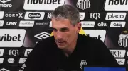 Vojvoda elogia resiliência do Santos após empate heroico contra o Mirassol