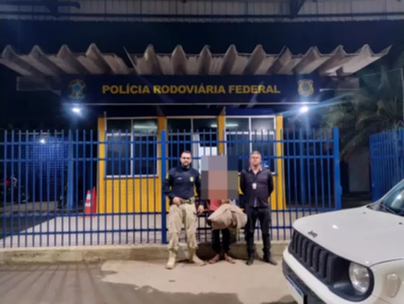 Adolescente furtou carro dos pais após proibição do celular e viajou 550 km para encontrar garota do Roblox