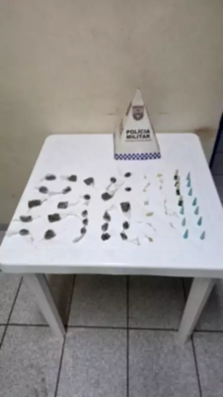 Adolescentes são apreendidos por tráfico de drogas em Barra Mansa