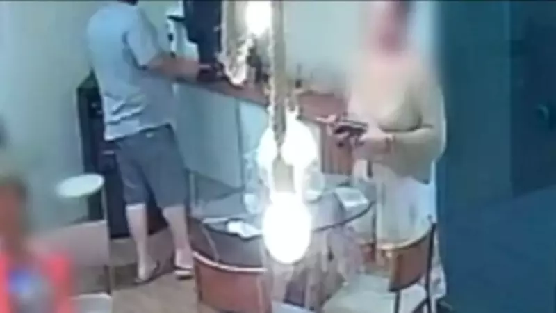 Advogada e professora de direito furta celulares em loja no Recife; prejuízo de R$ 8 mil
