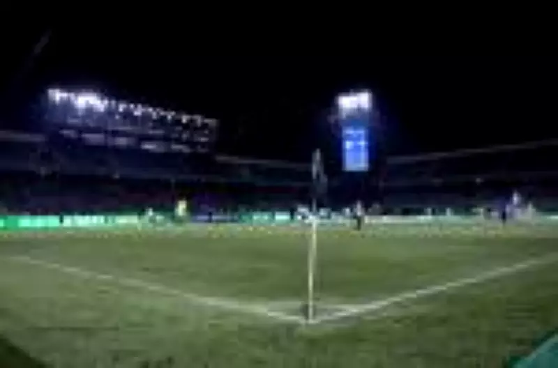 Agenda do futebol desta quinta: Palmeiras x Grêmio e Bragantino x Flamengo são destaques