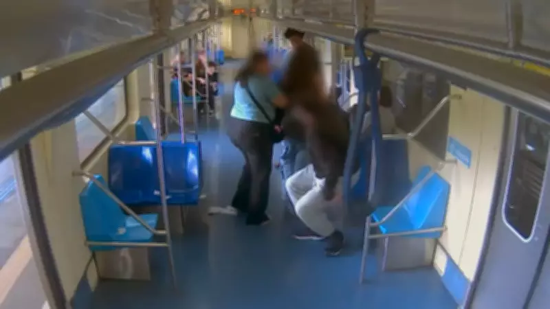 Agentes à paisana do Metrô de SP combatem importunação sexual e agressões nos trens