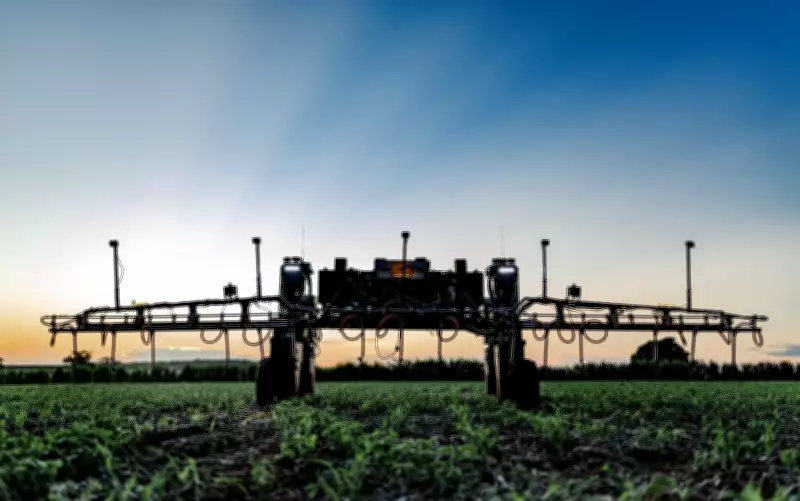 Agrishow 2026: robôs solares com IA combatem pragas e reduzem custos no campo