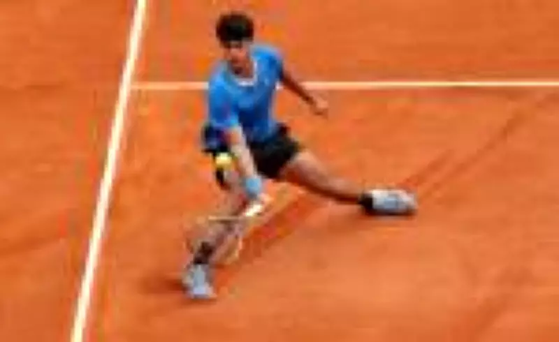 Alcaraz atropela argentino em estreia no Masters de Monte Carlo e defende título