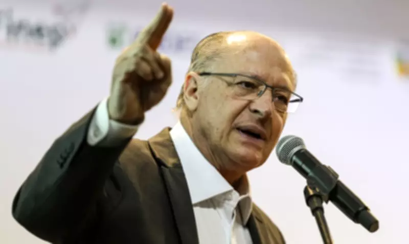 Alckmin associa Bolsonaro à CPMF e defende reforma tributária em congresso do PT