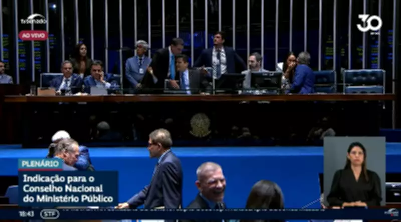 Alcolumbre reage com emoção após rejeição de Messias ao STF no Senado