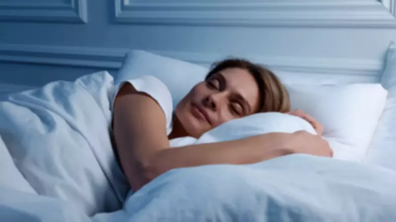 Alimentos naturais que melhoram o sono: conheça os aliados noturnos para noites tranquilas