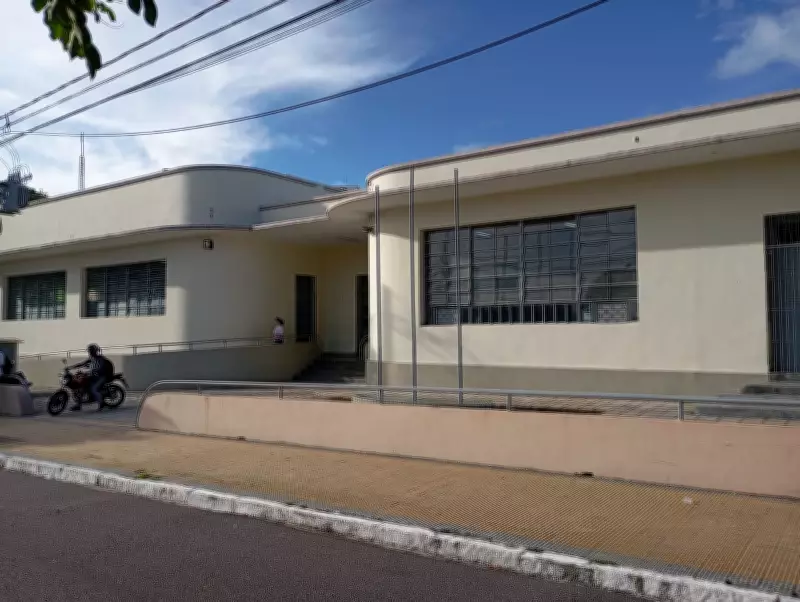 Aluno esfaqueia colega em sala de aula na PB; vítima de 16 anos está estável