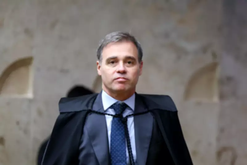 André Mendonça critica rejeição a Jorge Messias no STF e declara apoio