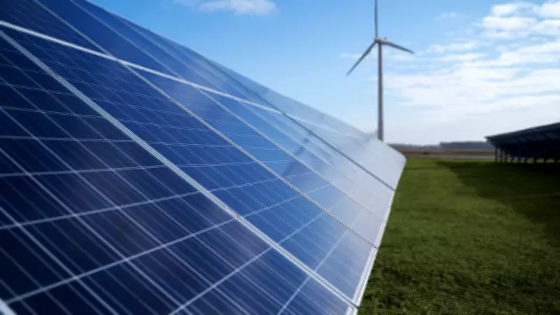 Aneel propõe novas regras para conectar energia solar e combater fraudes no setor