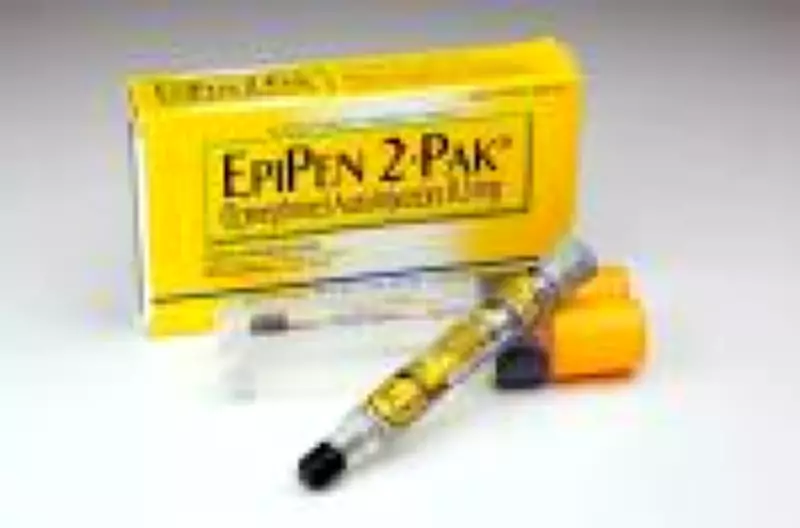 Anvisa proíbe autoinjetor de adrenalina Epipen vendido em farmácia por irregularidades