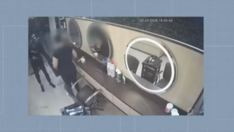 Assaltante invade salão de beleza e rouba funcionária e cliente durante atendimento em São João de Meriti