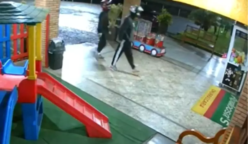 Assaltantes armados invadem churrascaria em Nova Odessa e roubam clientes e funcionários