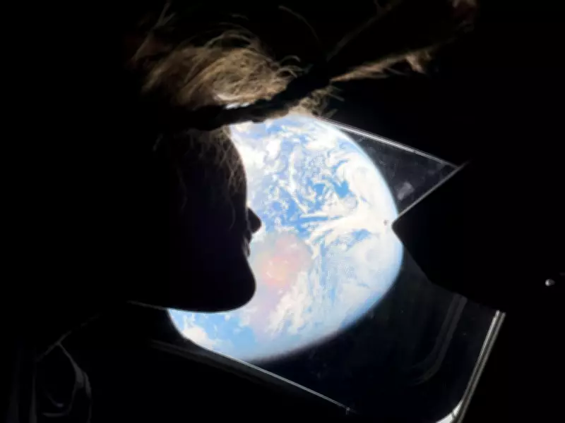 Astronauta da NASA passa por reabilitação após missão Artemis II e mostra desafios da microgravidade