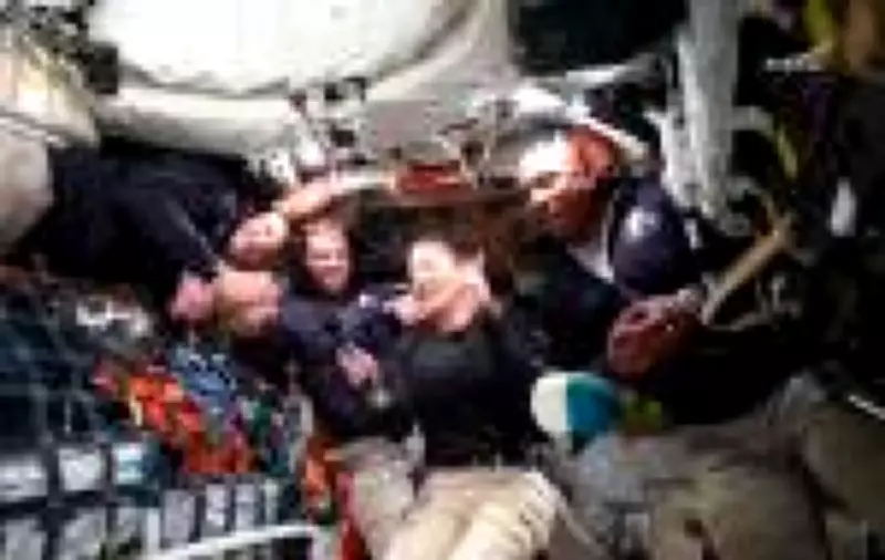 Astronauta 'encanadora espacial' conserta vaso sanitário e salva missão Artemis II à Lua