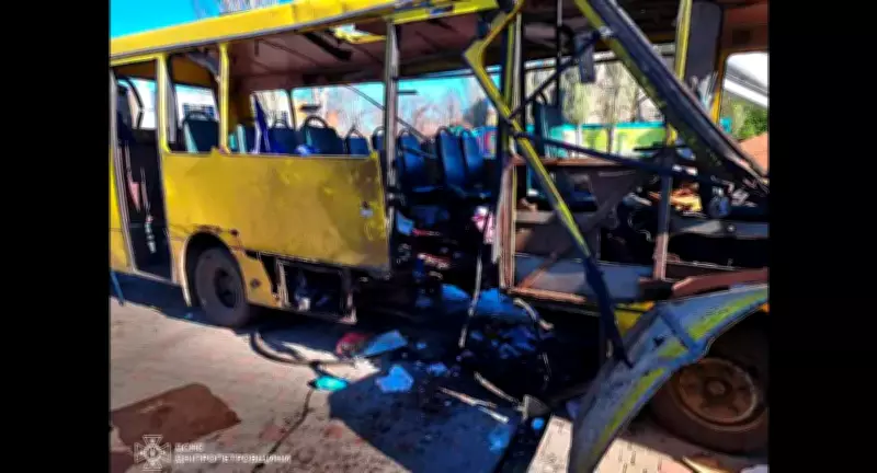 Ataque com drone russo mata cinco civis em ônibus na Ucrânia