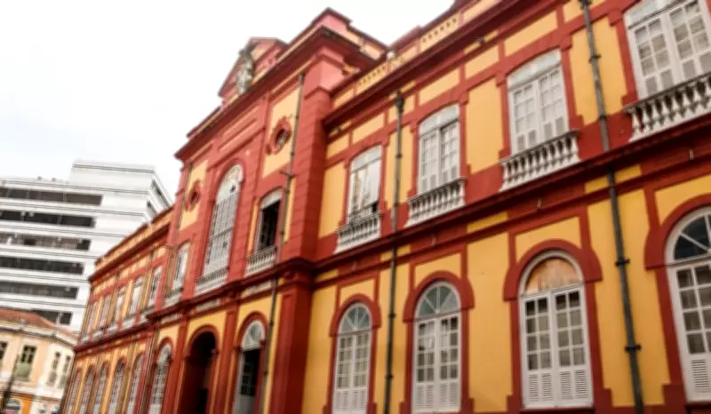 Biblioteca Pública do Amazonas retoma empréstimo de livros para casa em Manaus