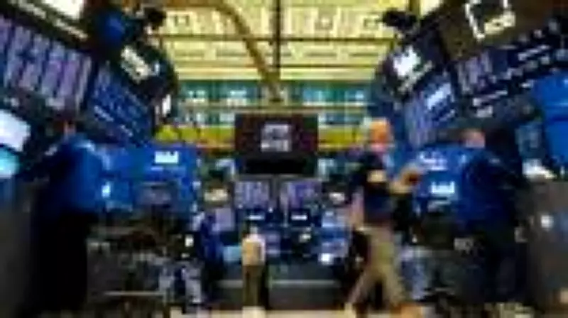 Bolsa de NY aposta em big techs para se descolar da falta de petróleo