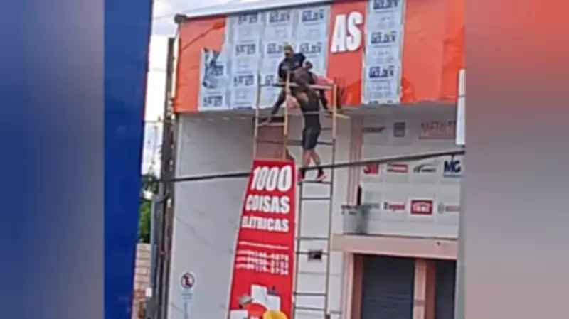 Bombeiros resgatam trabalhador após descarga elétrica em Santarém, Pará