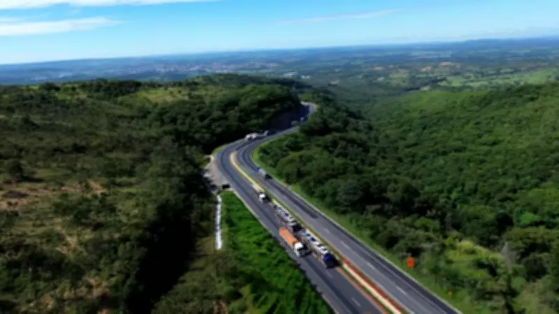 BR-135 tem restrição a veículos pesados no feriado do Dia do Trabalho