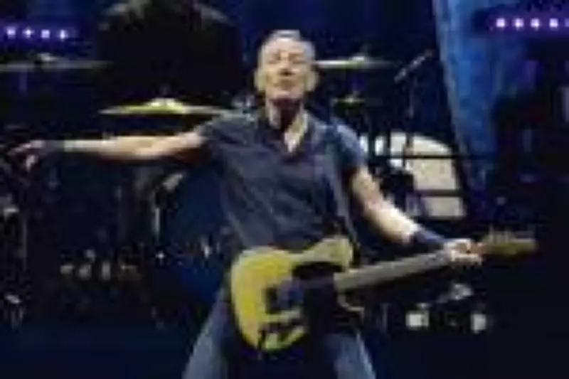 Bruce Springsteen ataca Trump em turnê: 'Casa Branca corrupta' e críticas duras