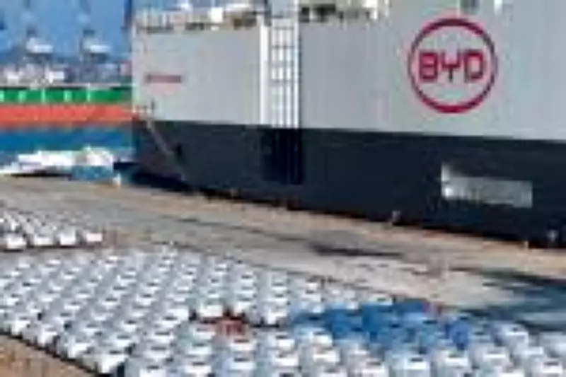 BYD demite 100 mil funcionários e intensifica guerra por eficiência no mercado de elétricos