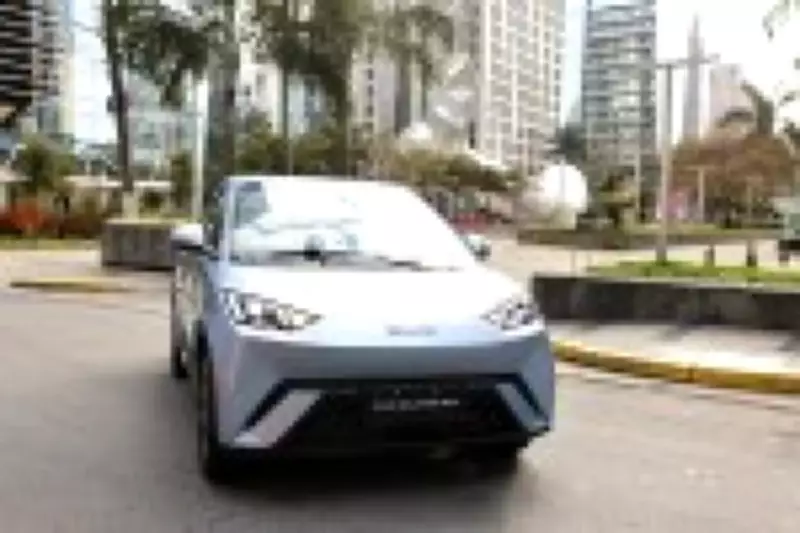 BYD Dolphin Mini lidera vendas no varejo brasileiro, marcando era dos elétricos