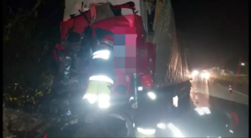 Caminhoneiro que causou acidente fatal em SC morre em nova colisão em São Paulo