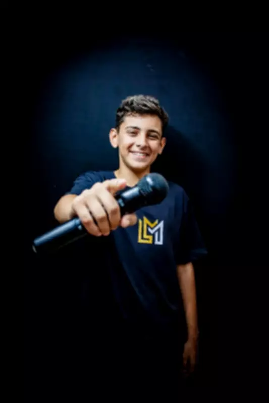 Cantor Luis Miguel, de 17 anos, se apresenta no Festival da Lula em Arraial do Cabo