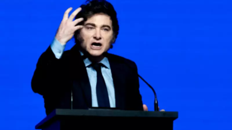 Chefe de gabinete de Milei enfrenta interrogatório no Congresso por escândalo de enriquecimento
