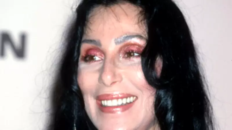 Cher descobre neta de 15 anos aos 79 anos e busca aproximação gradual