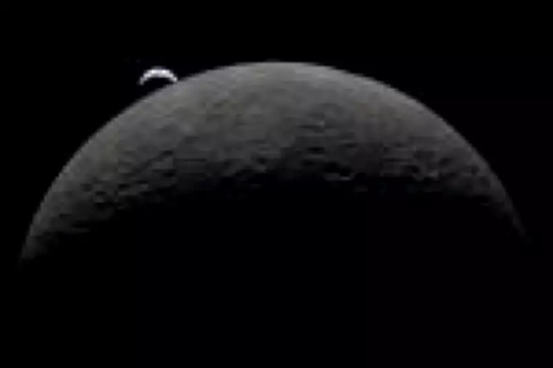 China supera desafio de comunicação no lado oculto da Lua com satélites especiais