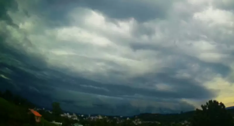 Ciclone Extratropical e Frente Fria Ameaçam o RS com Temporais e Ventos Fortes