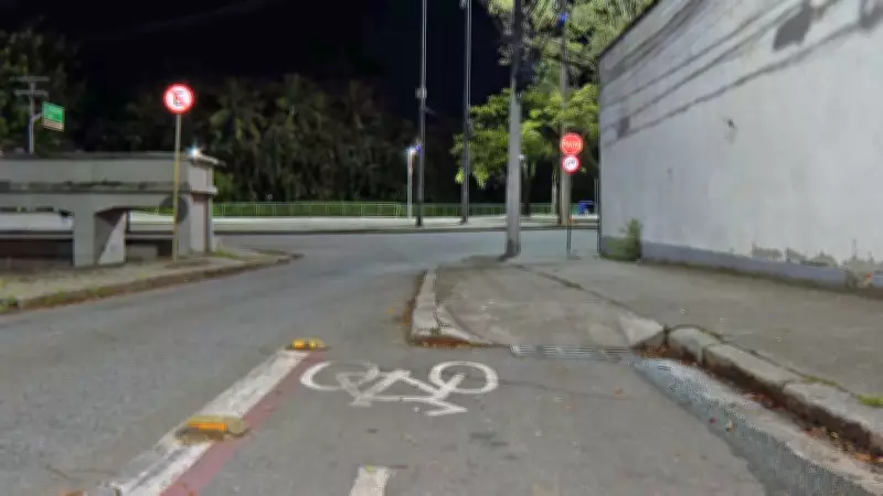 Ciclovias 'desconectadas' no Rio obrigam ciclistas a dividir espaço com carros em risco