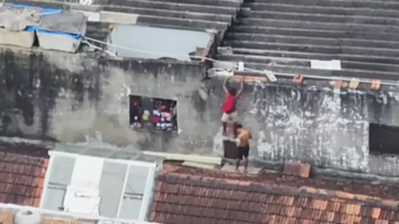 Cinco traficantes são presos em ponto de drogas no Centro do Rio após fuga pelo telhado